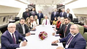 cumhurbaşkanımız Erdoğan o görüşmenin detaylarını uçakta anlattı: Sayın Trump'ı Türkiye'ye davet ettik