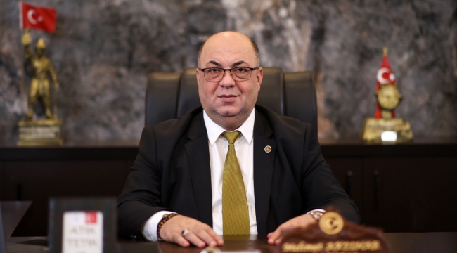 DULKADİROĞLU BELEDİYE BAŞKAN MEHMET AKPINAR HALKIMIZIN BAYRAMANINI KUTLADI.