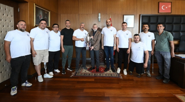Başkan Fırat Görgel, 'Süper' Voleybolcuları Ağırladı