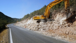 Büyükşehir'den Pazarcık'ta Yol Seferberliği