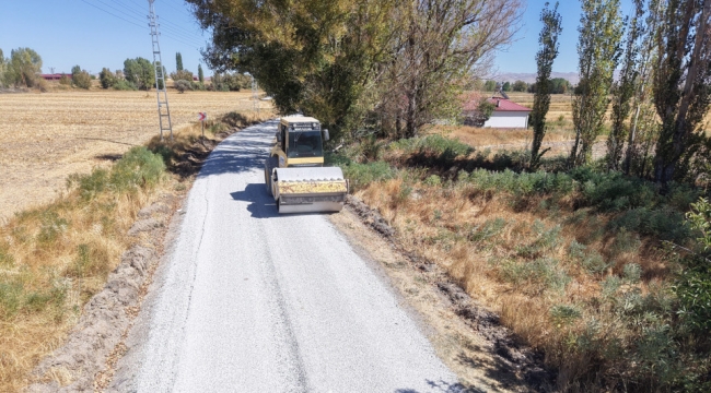 Elbistan'da Bir Mahallenin Daha Ulaşımı Büyükşehir'le İyileştirildi