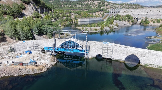 5 Asırlık Ceyhan Köprüsü'nün Restorasyonu Tamamlanıyor