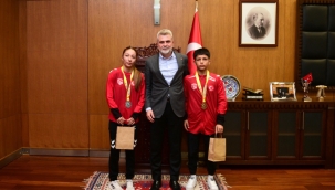 Başkan Görgel, Balkan Şampiyonu Genç Güreşçileri Ağırladı