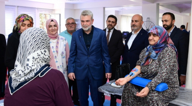 Başkan Görgel: "Yaşlılarımıza Yönelik Hizmetlerimizi Artırarak Sürdürüyoruz"