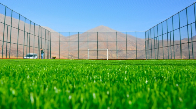 Büyükşehir'den 11 İlçeye 35 Yeni Sentetik Saha