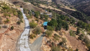 Büyükşehir'den Ekinözü Demirlik'te Yol Yenileme Çalışması