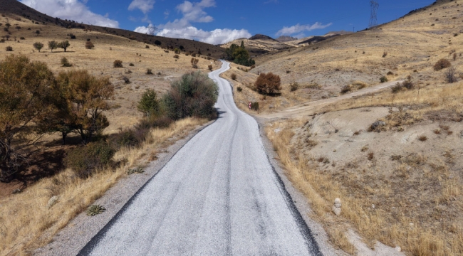 Büyükşehir, Elbistan Kırsalında 11 Kilometrelik Güzergahın Daha Ulaşımını İyileştirdi