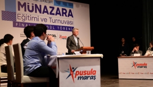 Gençlerin Sözü Geleceğe Işık Tuttu; Münazara Turnuvası Finali Nefes Kesti