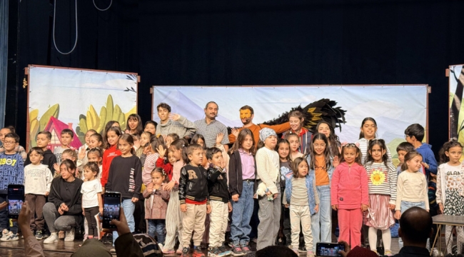 Büyükşehir'den Çocuklara Uluslararası Tiyatro Deneyimi