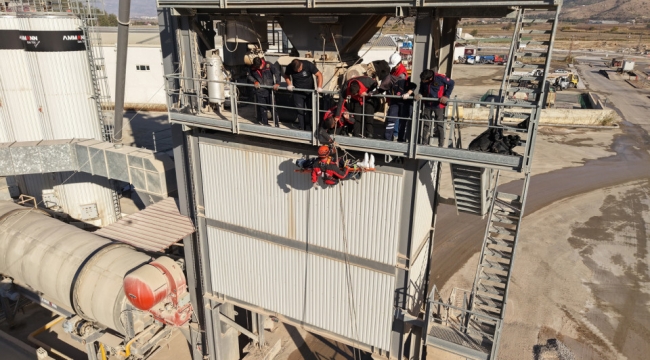 Büyükşehir'den Gerçeği Aratmayan Acil Durum Tatbikatı