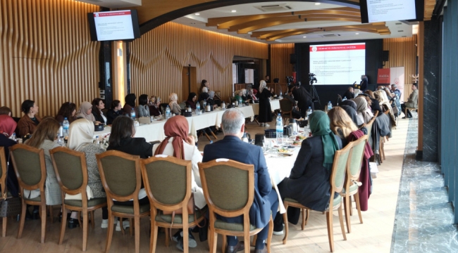 Kadınlar İçin Güvenli Bir Gelecek Amacıyla Kurumlar El Ele