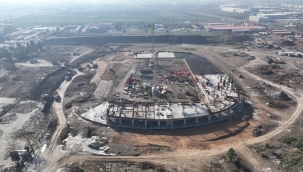 Kahramanmaraş Stadyumu'nda Temelden Tribüne Hızlı Yükseliş