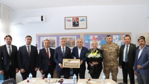 VALİ ÜNLÜER'DEN KAVLAKLI MESLEKİ EĞİTİM MERKEZİ'NE ZİYARET