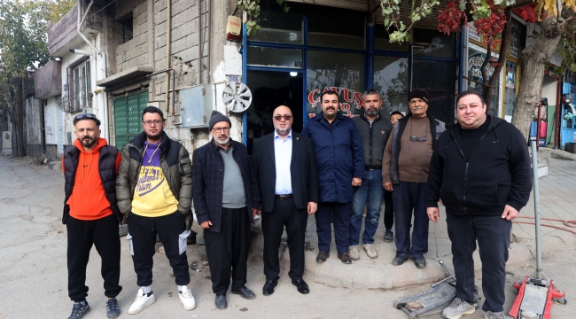 Başkan Akpınar'dan Sakarya Çarşısında Esnaf Ziyareti