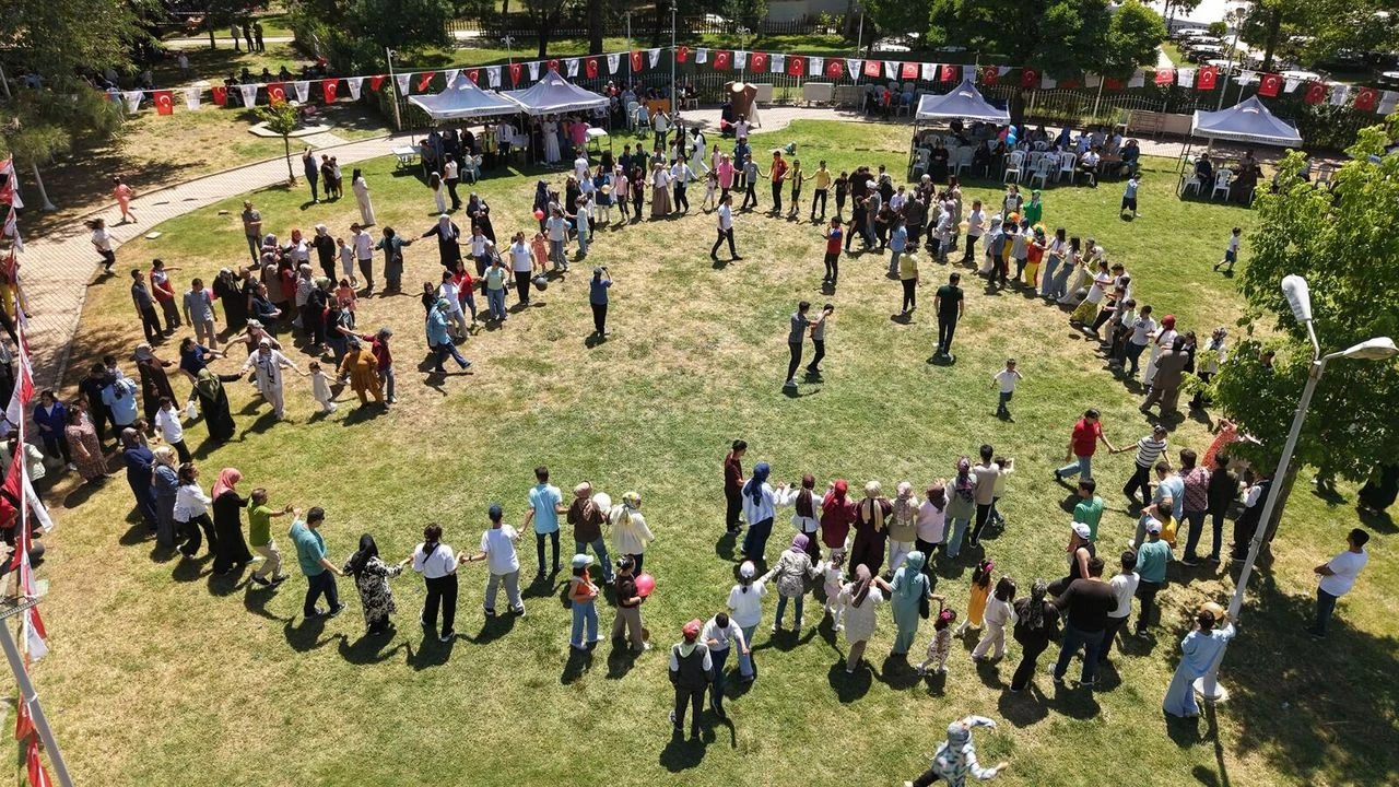 Büyükşehir'den Özel Çocuklara Bahar Şenliği