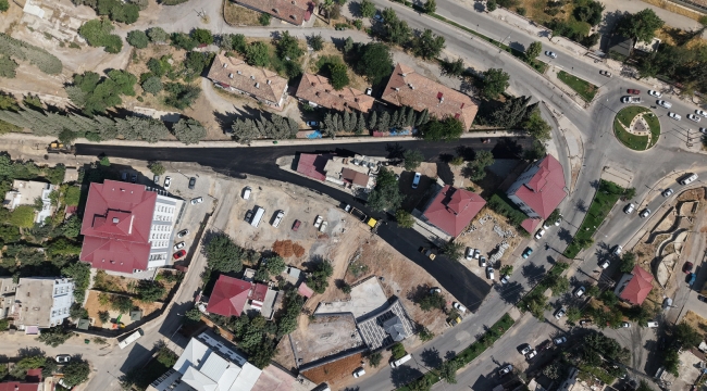 Büyükşehir, Mükremin Halil Caddesi'nde Asfalt Mesaisini Başlattı