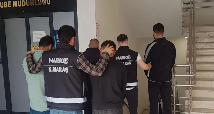 Kahramanmaraş'ta Uyuşturucu Tacirlerine Büyük Operasyon! 3 Aylık Takip Sonrası 25 Tutuklama