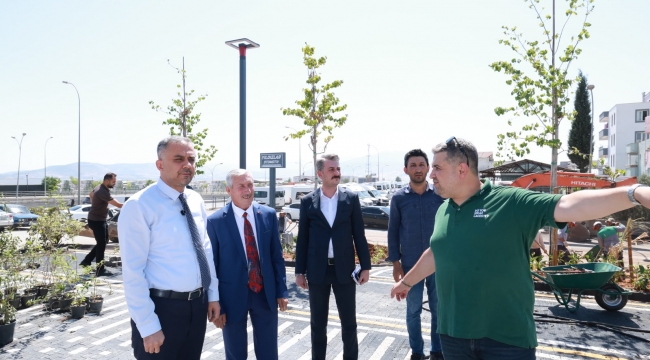 Başkan Toptaş, mahallelerin yaşam kalitesini artıran parkları ziyaret etti