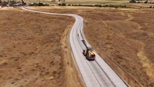 Büyükşehir'den Afşin Kırsalında Ulaşımı İyileştiren Yol Çalışması