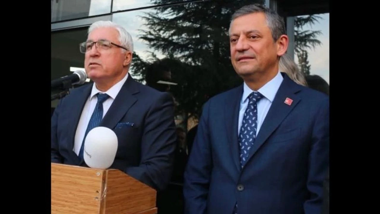 Kahramanmaraş'ta CHP'li Belediye Başkanı Yeni Parti'ye Geçti!