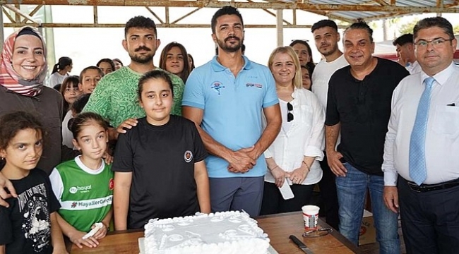 Kahramanmaraşlı Buğlem Para Kano'da Türkiye Şampiyonu oldu!